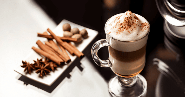 Latte Macchiato - bij Brasserie Tuinzicht in Hilversum